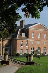 Stafford House Study Holidays Woodcote facilities, English language school in Woodcote, United Kingdom 1