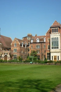 LSI Cambridge - Junior Programs instalações, Ingles escola em Cambridge, Reino Unido 1