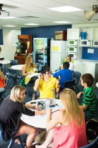 Imagine Education Australia - Brisbane instalaciones, Ingles escuela en Brisbane QLD, Australia 8