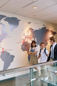 Languages Across Borders Vancouver (LAB) instalaciones, Ingles escuela en Vancouver, Canadá 7