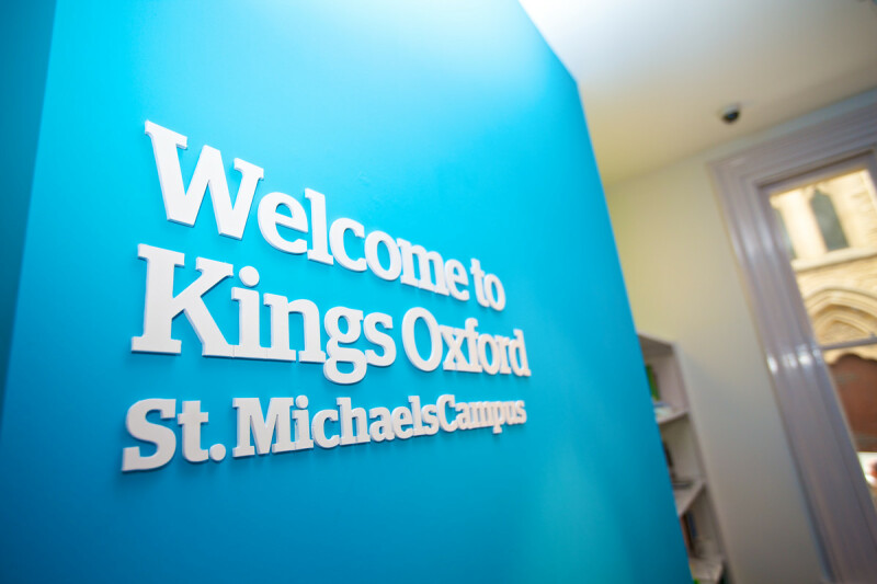 General English Compact Course in Oxford, United Kingdom, in Kings - 26967