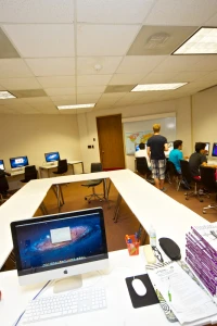 Kings SmartClass (USD $) facilities, English language school in Los Angeles, United States 16