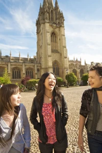 Kings Colleges: Oxford Einrichtungen, Englisch Schule in Oxford, Großbritannien 6