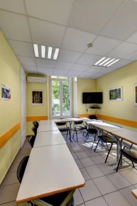 Azurlingua École de langues instalaciones, Frances escuela en Niza, Francia 5